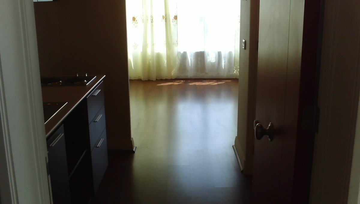 HSTOESCA_HQ_001