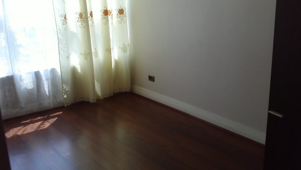 HSTOESCA_HQ_011